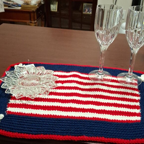 PLACEMAT & COASTER SET - Picture 7 of 10